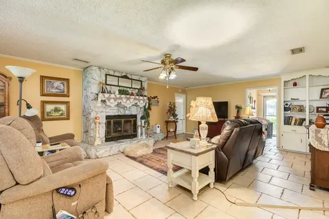 229 Yaupon Drive Brazoria TX 77422