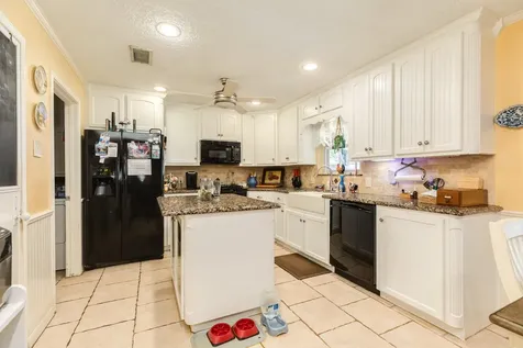 229 Yaupon Drive Brazoria TX 77422