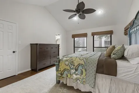3930 Knollcrest Drive Montgomery TX 77356