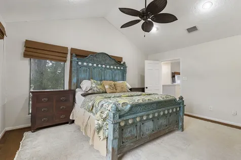 3930 Knollcrest Drive Montgomery TX 77356