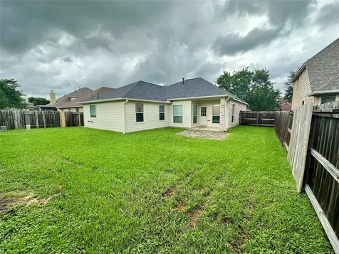 1039 N Teal Estates Circle Fresno TX 77545