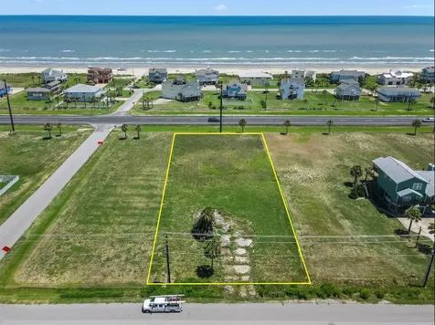 18815 Shaman Drive Galveston TX 77554