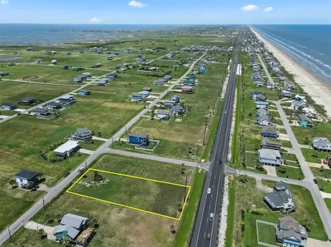 18815 Shaman Drive Galveston TX 77554