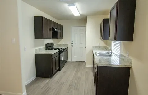 961 Park Ridge Court La Marque TX 77568