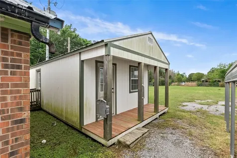210 & 212 S Tammye Lane Madisonville TX 77864