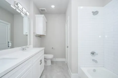 4401 Alvin A Houston TX 77051
