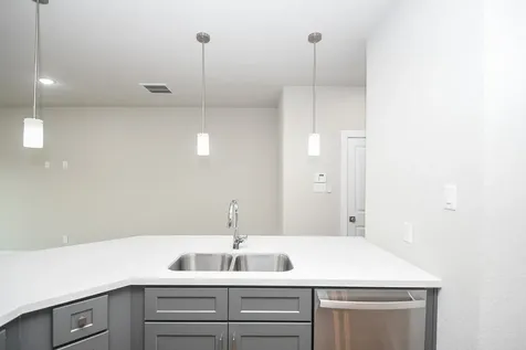 4401 Alvin A Houston TX 77051