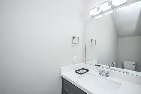 4401 Alvin A Houston TX 77051