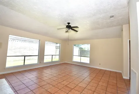 16222 Queensdale Drive Houston TX 77082