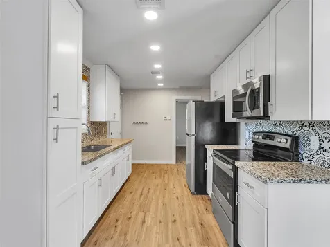 3309 Sumpter Street Houston TX 77026