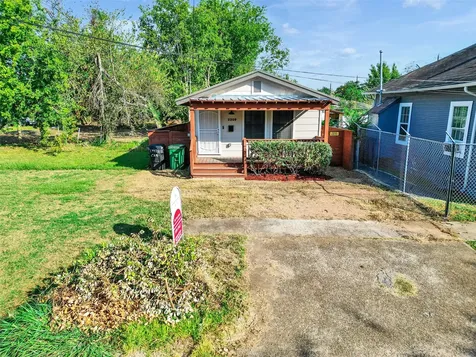 3309 Sumpter Street Houston TX 77026