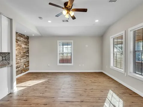 3309 Sumpter Street Houston TX 77026