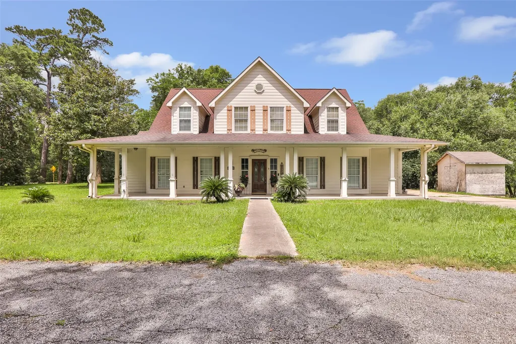 123 Burwell Road Highlands TX 77562