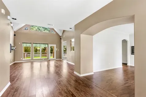 123 Burwell Road Highlands TX 77562