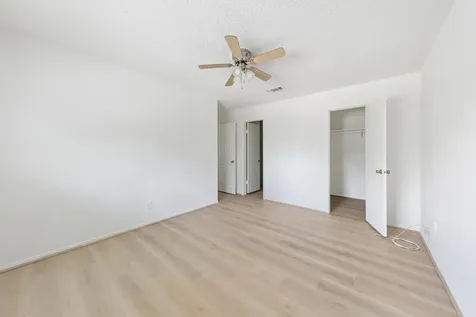 700 Lyle W Avenue D Cleveland TX 77327