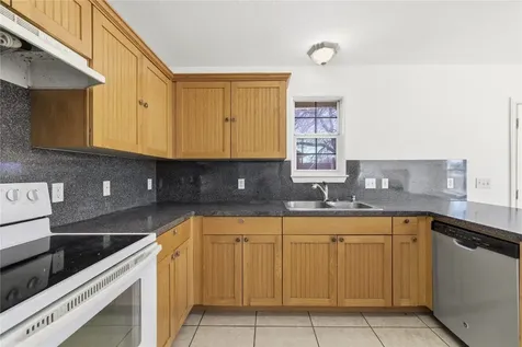 201 Green Oaks Loop Fredericksburg TX 78624