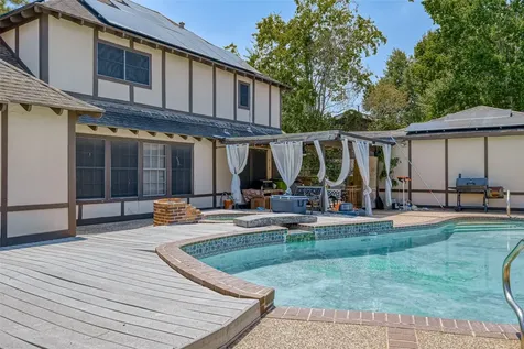 2307 Oakview Drive Missouri City TX 77459