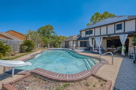 2307 Oakview Drive Missouri City TX 77459
