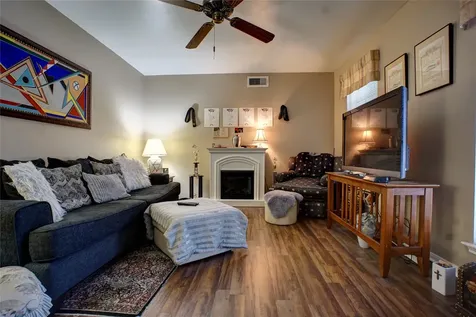 2307 Oakview Drive Missouri City TX 77459