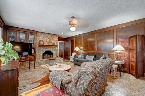 2307 Oakview Drive Missouri City TX 77459