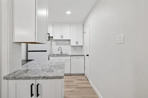 1516 Bay Area Boulevard K15 Houston TX 77058