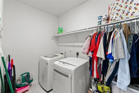 418 Barren Oak Lane Crosby TX 77532