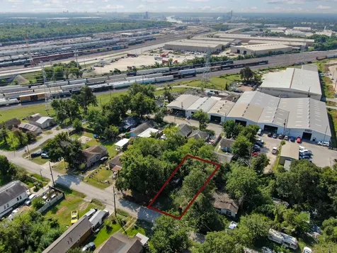7214 Tilgham Street Houston TX 77020