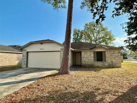16947 Hummingbird Conroe TX 77385
