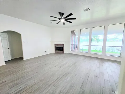 4018 Crystal Lake Circle N Pearland TX 77584