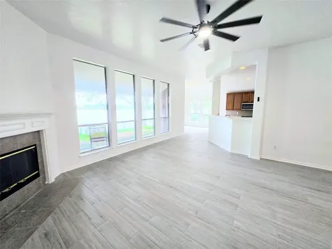 4018 Crystal Lake Circle N Pearland TX 77584