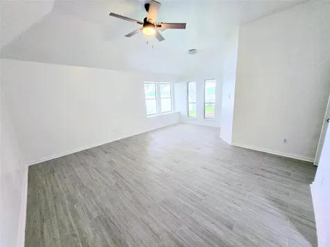 4018 Crystal Lake Circle N Pearland TX 77584