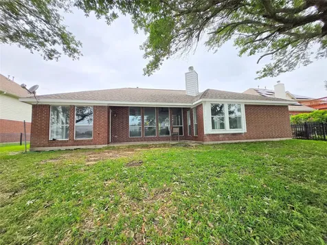 4018 Crystal Lake Circle N Pearland TX 77584