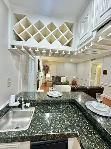 2514 Nantucket Drive C Houston TX 77057
