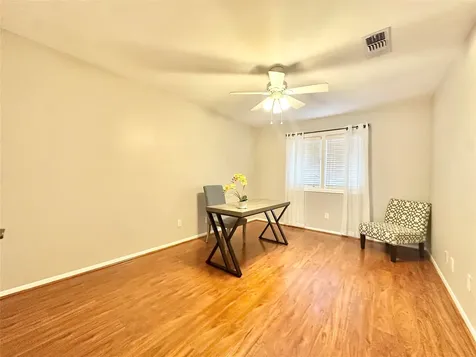 2514 Nantucket Drive C Houston TX 77057