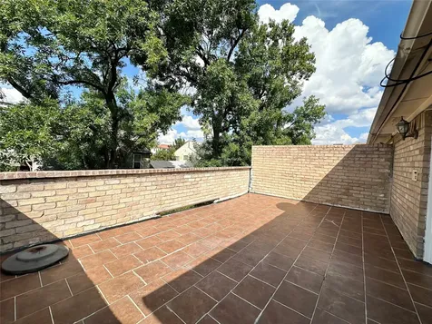 2514 Nantucket Drive C Houston TX 77057