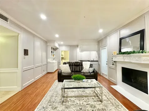 2514 Nantucket Drive C Houston TX 77057