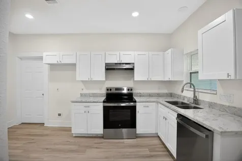 304 W Vulcan Street Brenham TX 77833