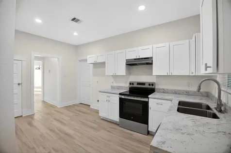 304 W Vulcan Street Brenham TX 77833