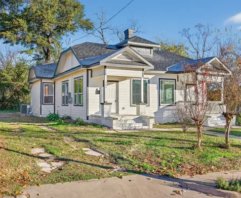304 W Vulcan Street Brenham TX 77833