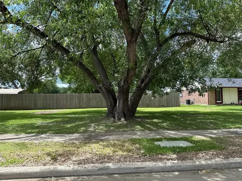 4908 Ripple Creek Drive Baytown TX 77521