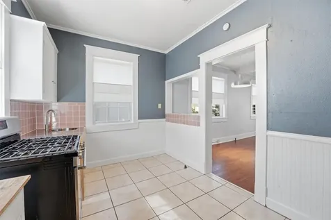 2115 26th Street Galveston TX 77550