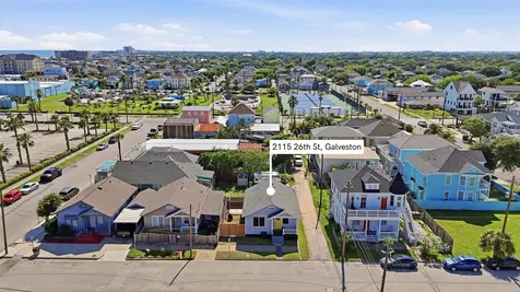 2115 26th Street Galveston TX 77550