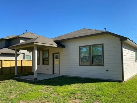 236 County Road 5102f Cleveland TX 77327