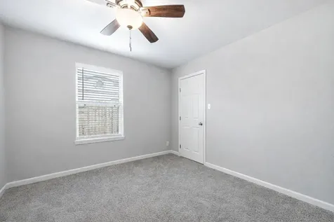 718 W 10th Street Freeport TX 77541