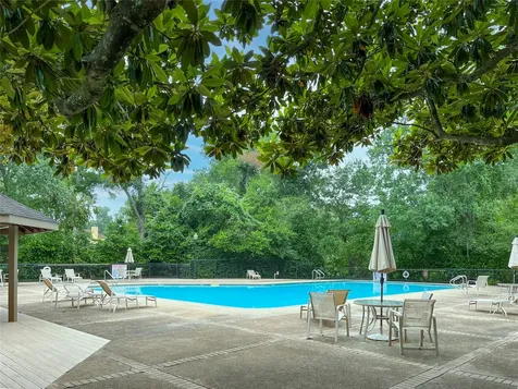 9171 Briar Forest Drive Houston TX 77024