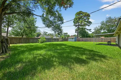 10318 Belfast Road La Porte TX 77571
