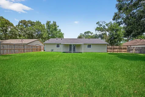 10318 Belfast Road La Porte TX 77571