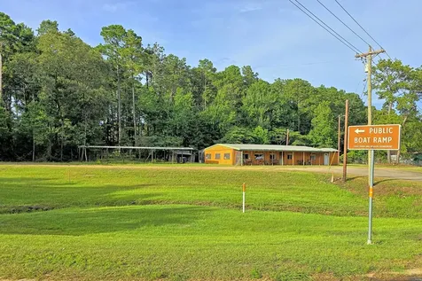 10295 E Hwy 255 Street Burkeville TX 75932