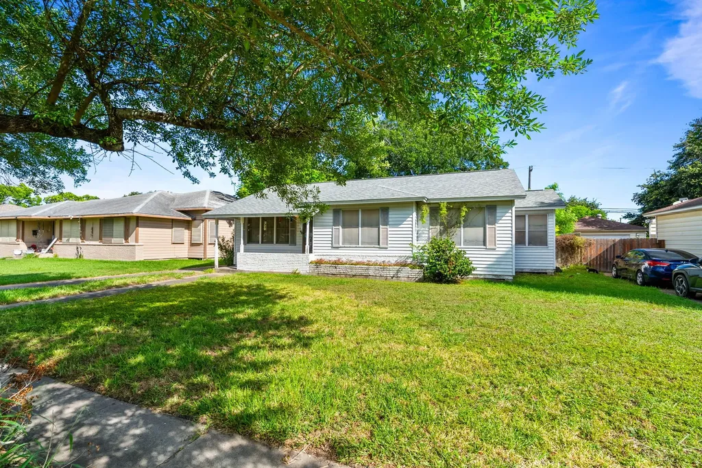 1014 Barracuda Place Corpus Christi TX 78411