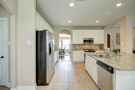 6 Galleta Court The Woodlands TX 77389